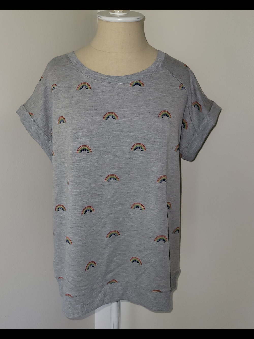 NWT Jane and Delancey Gray Tee with Rainbow Print